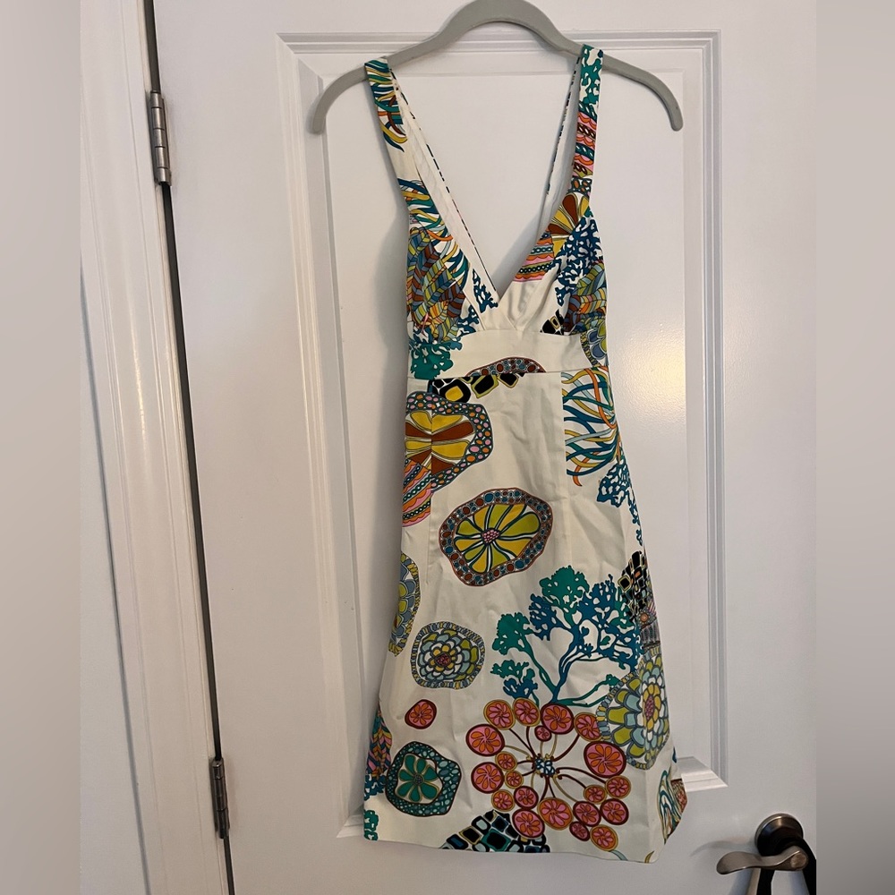 Patterned Dress - Picture 2 of 3